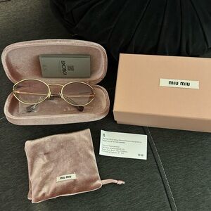 MIU MIU sunglasses